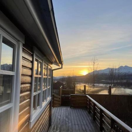 Cozy 2 Bedroom Cottage With Hot Tub Akureyri Exteriér fotografie