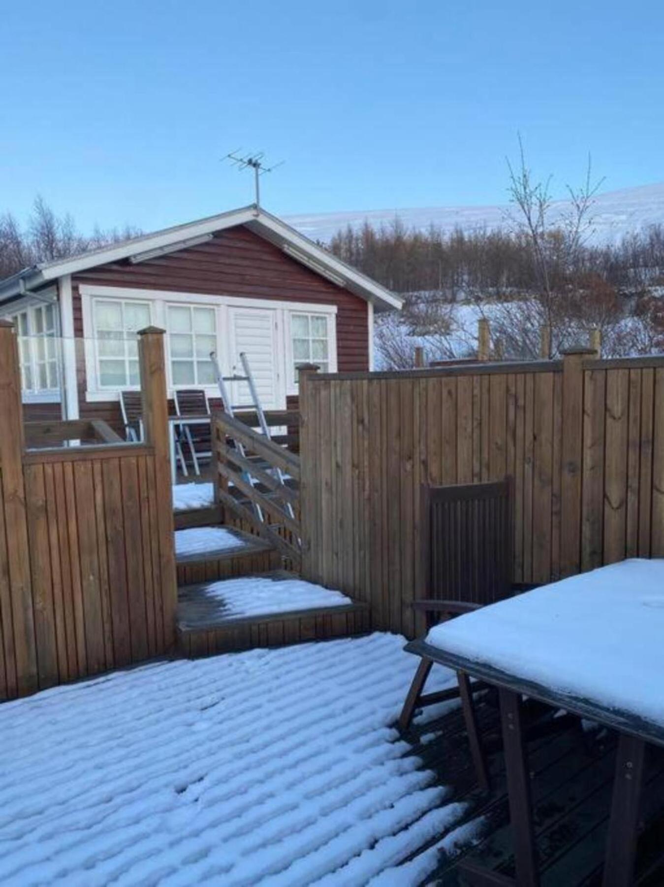 Cozy 2 Bedroom Cottage With Hot Tub Akureyri Exteriér fotografie